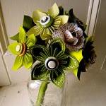 Green Kusudama And Rose Fo..